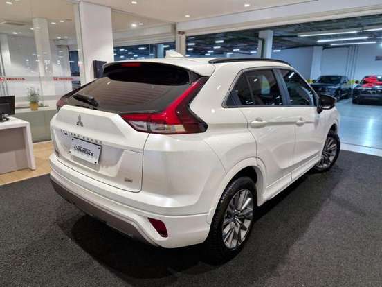 MITSUBISHI-ECLIPSE CROSS-2024