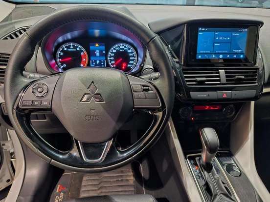 MITSUBISHI-ECLIPSE CROSS-2024