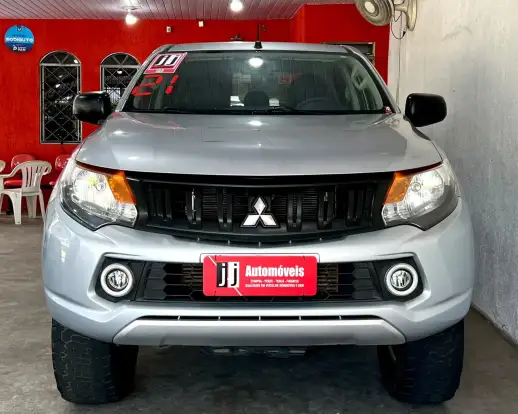 MITSUBISHI-L200 TRITON-2020