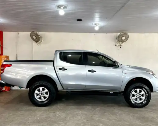 MITSUBISHI-L200 TRITON-2020