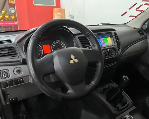 MITSUBISHI-L200 TRITON-2020