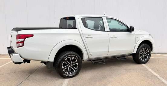 MITSUBISHI-L200 TRITON-2022