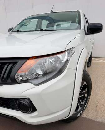 MITSUBISHI-L200 TRITON-2022