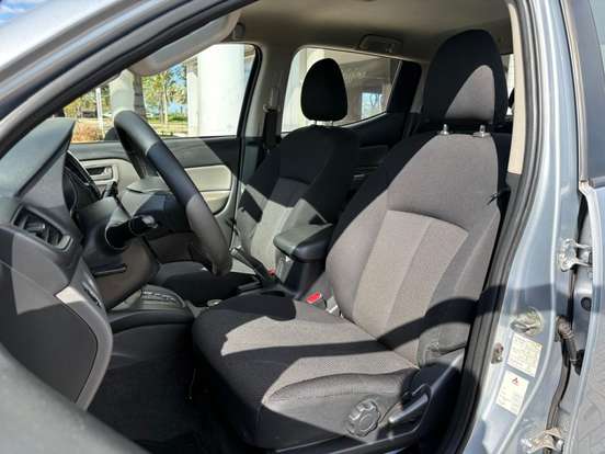 MITSUBISHI-L200 TRITON-2.4 16V TURBO DIESEL OUTDOOR GLS CD 4X4 AUTOMÁTICO MITSUBISHI-L200 TRITON-2021