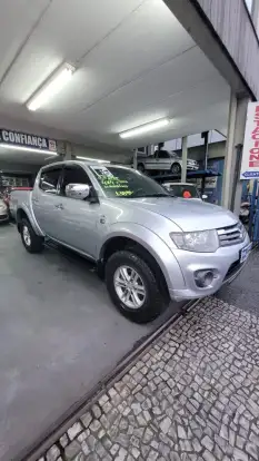 MITSUBISHI-L200 TRITON-2015