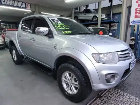 MITSUBISHI-L200 TRITON-3.2 HPE 4X4 CD 16V TURBO INTERCOOLER DIESEL 4P AUTOMÁTICO MITSUBISHI-L200 TRITON-2015