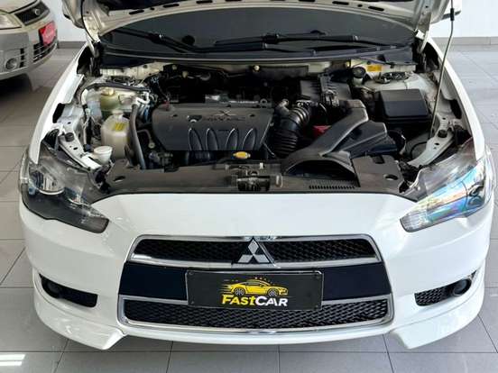 MITSUBISHI-LANCER-2.0 16V GASOLINA 4P AUTOMÁTICO MITSUBISHI-LANCER-2014