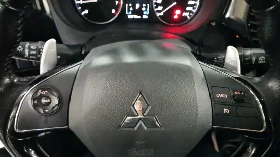 MITSUBISHI-OUTLANDER-2.0 16V GASOLINA 4P AUTOMÁTICO MITSUBISHI-OUTLANDER-2016