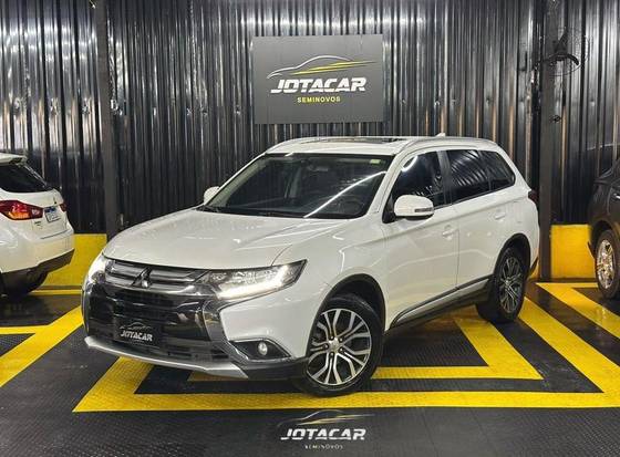 MITSUBISHI OUTLANDER 2.0 COMFORT 16V GASOLINA 4P AUTOMÁTICO