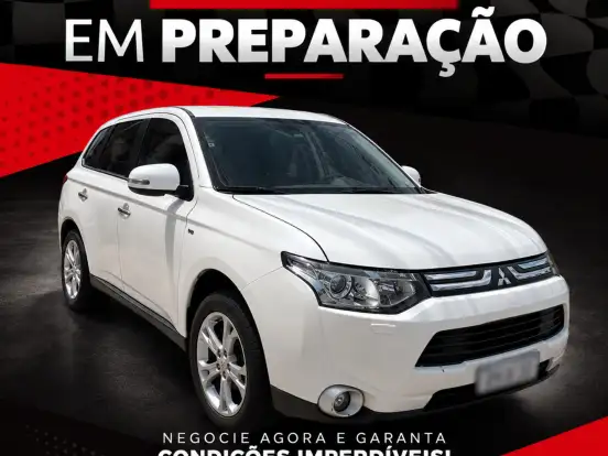 MITSUBISHI-OUTLANDER-3.0 GT 4X4 V6 24V GASOLINA 4P AUTOMÁTICO MITSUBISHI-OUTLANDER-2014