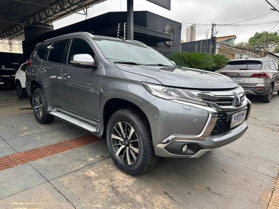 MITSUBISHI PAJERO SPORT 2.4 16V MIVEC TURBO DIESEL HPE AWD AUTOMÁTICO