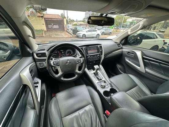 MITSUBISHI-PAJERO SPORT-2.4 16V MIVEC TURBO DIESEL HPE AWD AUTOMÁTICO MITSUBISHI-PAJERO SPORT-2019