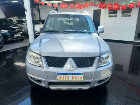 MITSUBISHI PAJERO TR4 2.0 4X2 16V 140CV FLEX 4P AUTOMÁTICO
