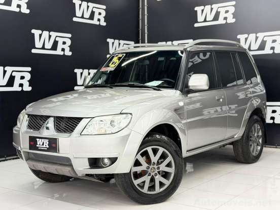 MITSUBISHI-PAJERO TR4-2.0 4X2 16V 140CV FLEX 4P AUTOMÁTICO MITSUBISHI-PAJERO TR4-2015