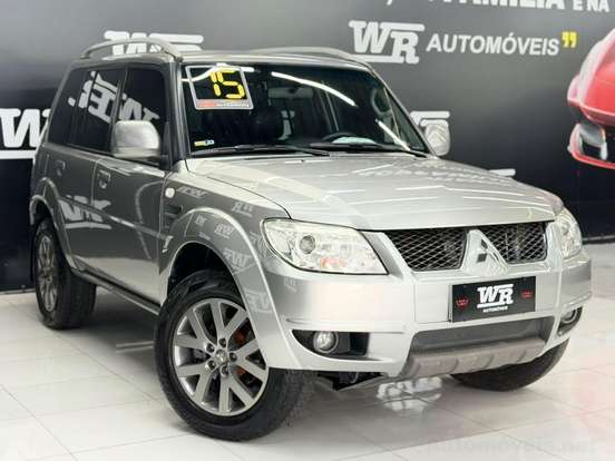 MITSUBISHI-PAJERO TR4-2015