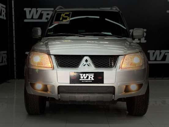 MITSUBISHI-PAJERO TR4-2.0 4X2 16V 140CV FLEX 4P AUTOMÁTICO MITSUBISHI-PAJERO TR4-2015