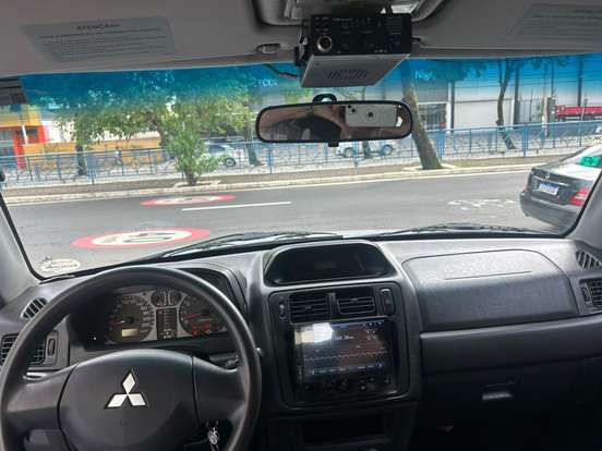 MITSUBISHI-PAJERO TR4-2009