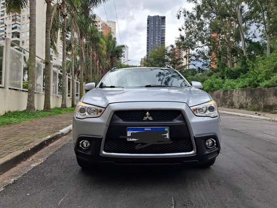 MITSUBISHI-ASX-2012