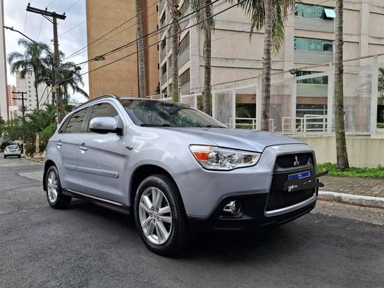 MITSUBISHI-ASX-2012