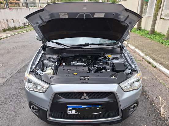 MITSUBISHI-ASX-2012