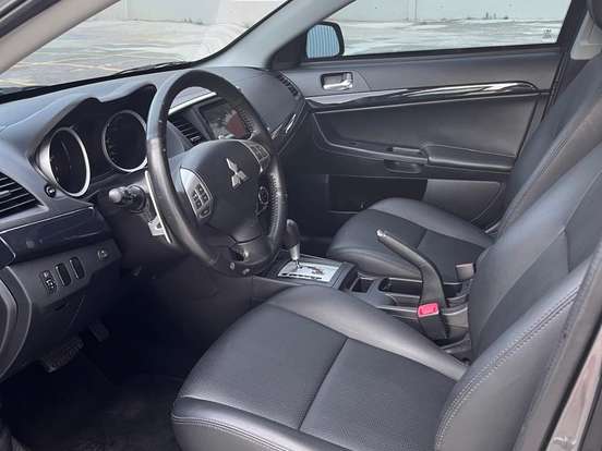 MITSUBISHI-LANCER-2.0 HL-T 16V GASOLINA 4P AUTOMÁTICO MITSUBISHI-LANCER-2018