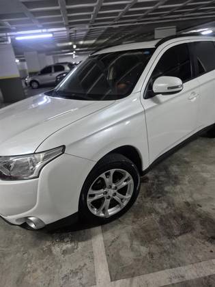 MITSUBISHI OUTLANDER 2.0 16V GASOLINA 4P AUTOMÁTICO