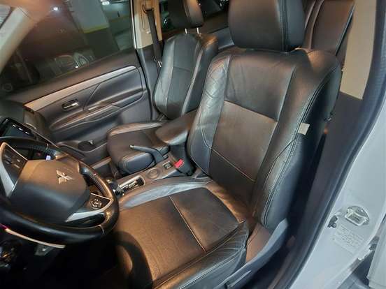 MITSUBISHI-OUTLANDER-2.0 16V GASOLINA 4P AUTOMÁTICO MITSUBISHI-OUTLANDER-2014