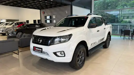NISSAN-FRONTIER-2020
