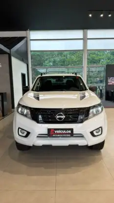 NISSAN-FRONTIER-2020