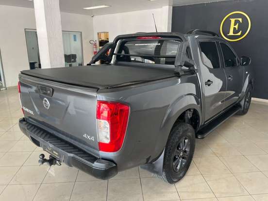 NISSAN-FRONTIER-2021