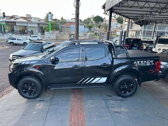 NISSAN-FRONTIER-2022
