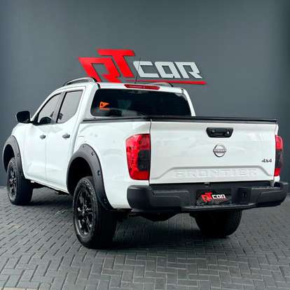 NISSAN-FRONTIER-2024