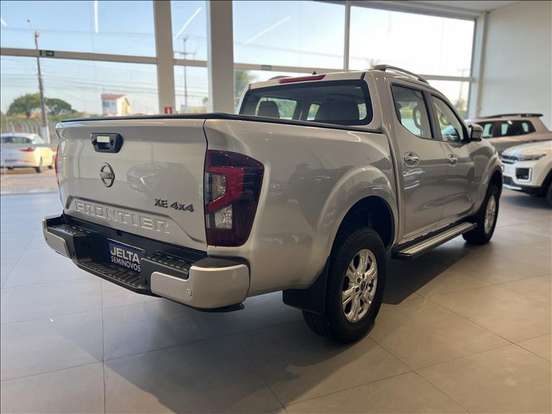 NISSAN-FRONTIER-2024