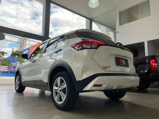 NISSAN-KICKS-1.6 16V FLEXSTART ACTIVE XTRONIC NISSAN-KICKS-2023
