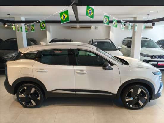 NISSAN-KICKS-2025