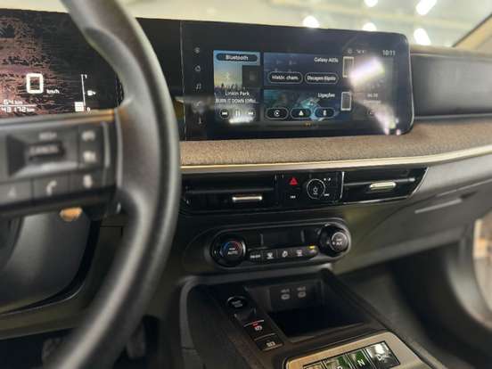 NISSAN-KICKS-2025