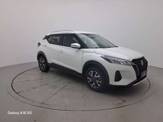 NISSAN-KICKS-2023