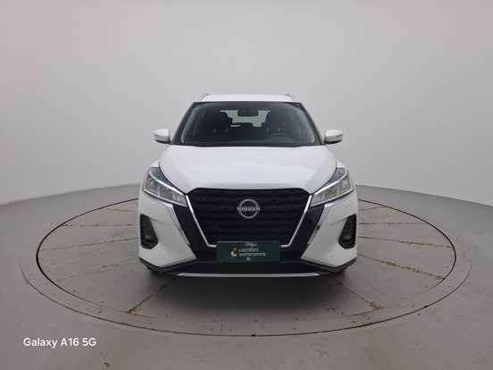 NISSAN-KICKS-2023