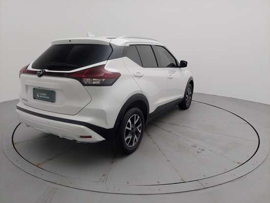 NISSAN-KICKS-2024