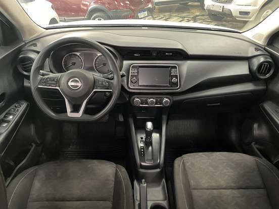 NISSAN-KICKS-2023