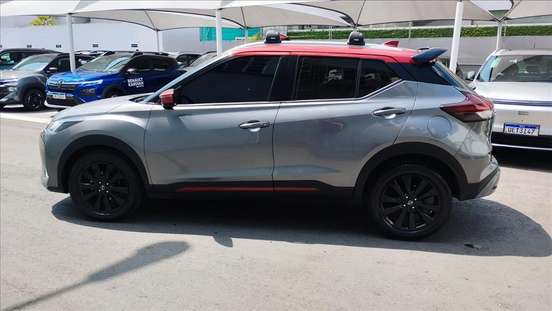 NISSAN-KICKS-2022