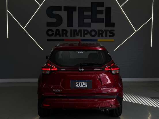 NISSAN-KICKS PLAY-2025