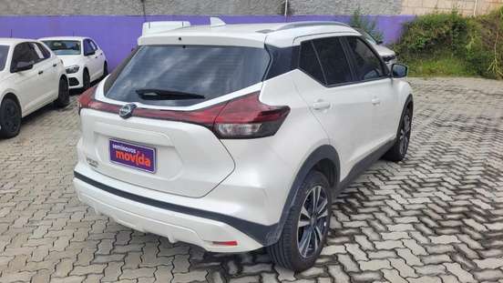 NISSAN-KICKS PLAY-2025