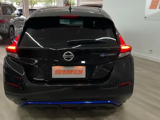 NISSAN-LEAF-B12P 40 ELÉTRICO NISSAN-LEAF-2019