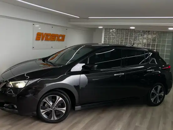 NISSAN-LEAF-B12P 40 ELÉTRICO NISSAN-LEAF-2019