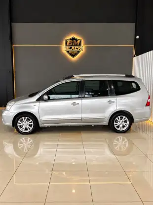 NISSAN-LIVINA-1.8 SL 16V FLEX 4P AUTOMÁTICO NISSAN-LIVINA-2012