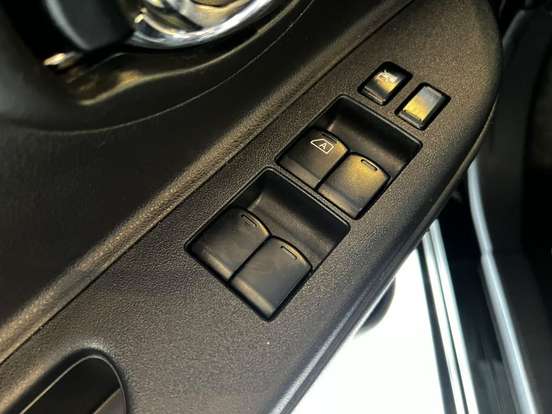 NISSAN-MARCH-2019