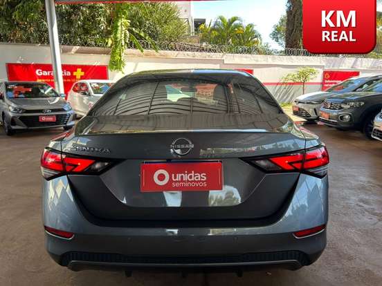 NISSAN-SENTRA-2025