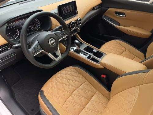 NISSAN-SENTRA-2025