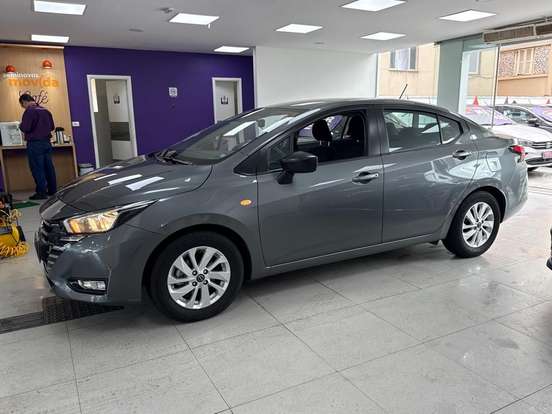NISSAN-VERSA-2025